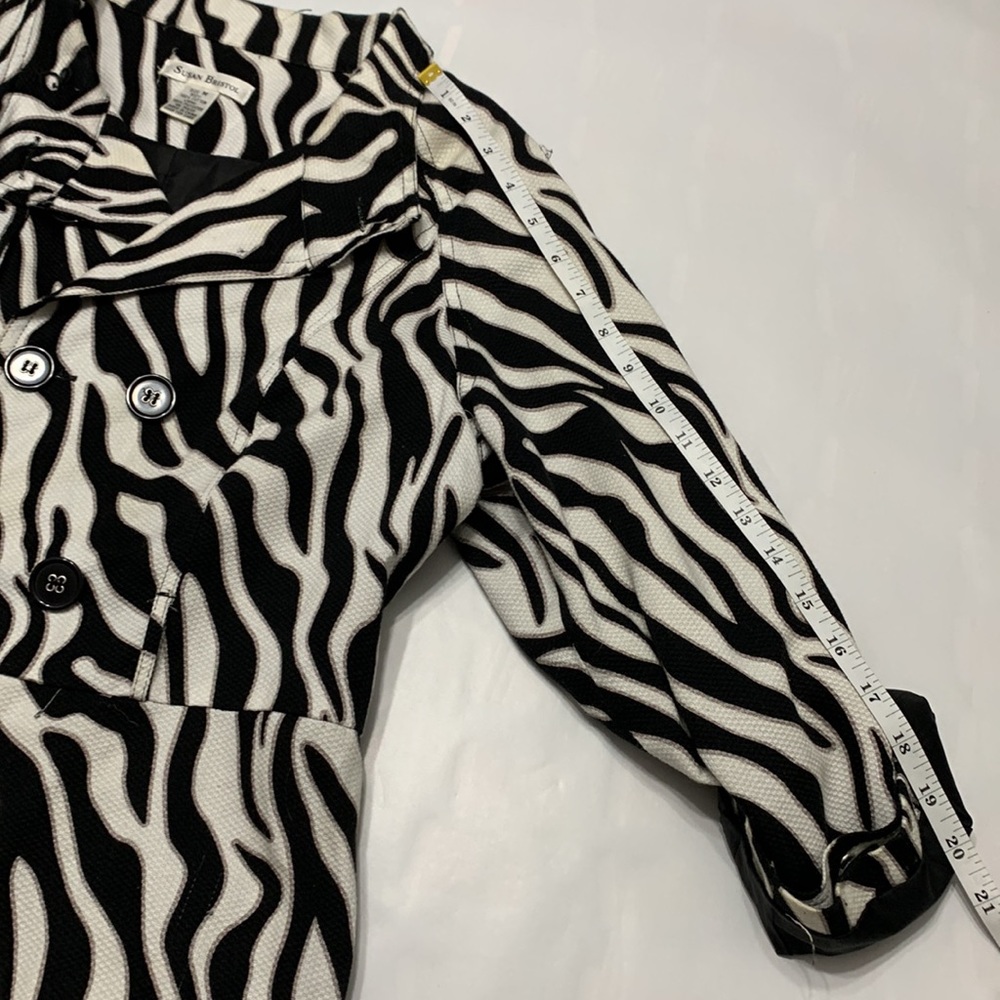 Susan Bristol blazer. Size medium - Picture 5 of 8